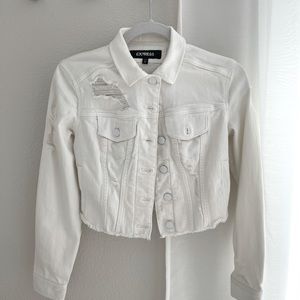 Cropped denim jacket